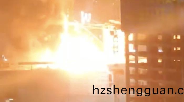 工地(di)爆炸