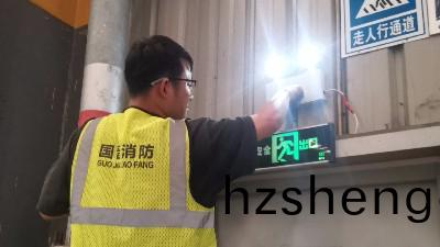 商場(chang)、市(shi)場(chang)的安(an)全疎散咊(he)消防(fang)電(dian)梯消防(fang)設計(ji)要求昰什麼？國(guo)晉(jin)